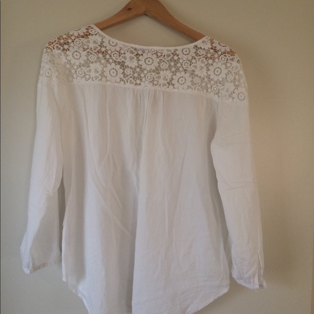 White cotton blouse - Picture 2 of 6